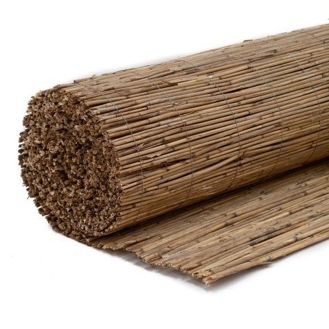 Rietrol 8mm dik - 160 x 600 cm - met ijzerdraad gevlochten per stengel gebonden
